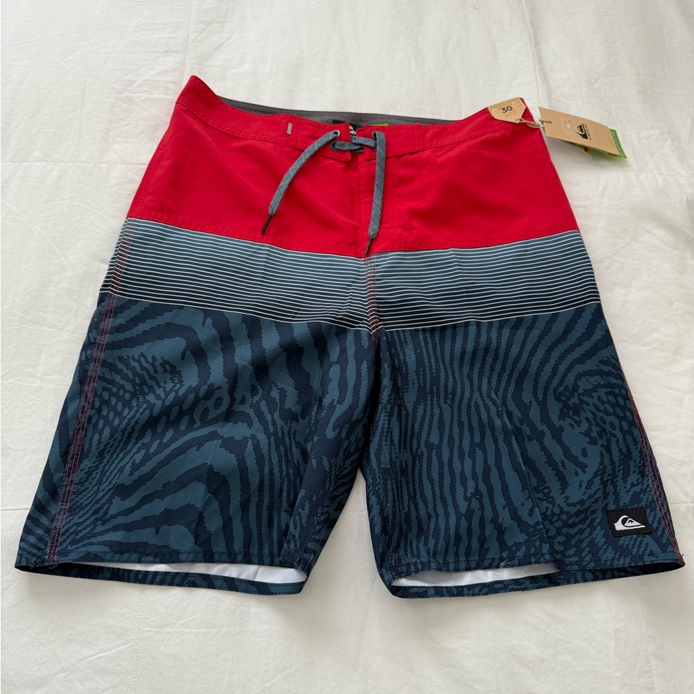 Quiksilver Men's Board shorts “New”- Size 30 waist